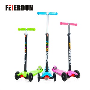 小孩滑板车三轮闪光哪里买卖比较好的 儿童三